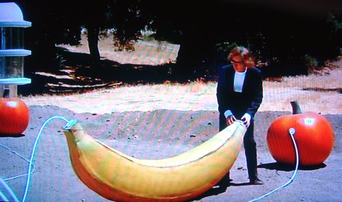 Woody Allen and the banana