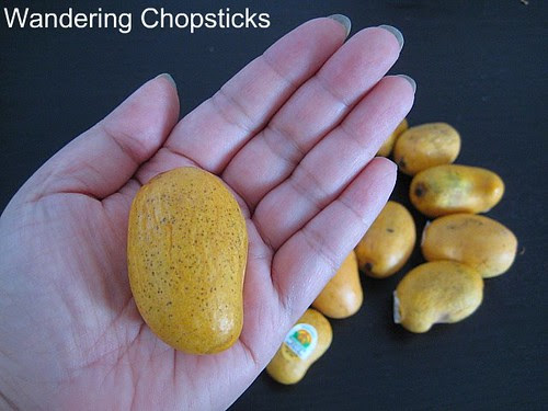 World's Smallest Mangoes 1