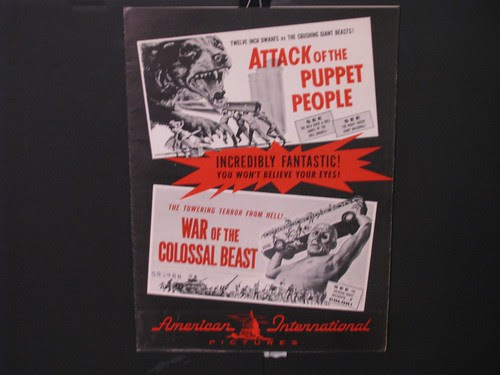 attackofpuppet-warofcolossal_pressbook