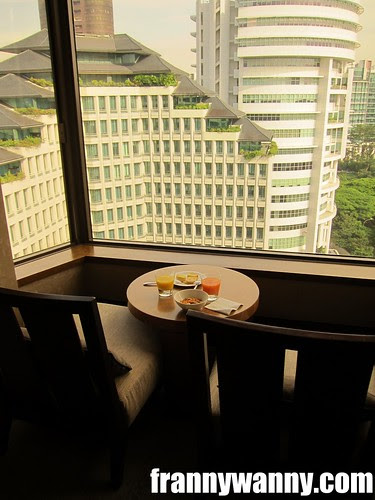 traders hotel singapore 6