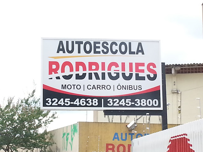Comentários e avaliações sobre Autoescola Rodrigues