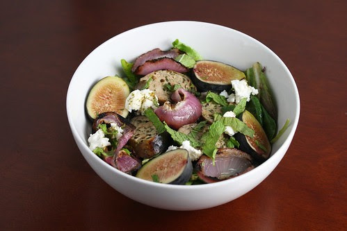 Grilled Sausages with Figs and Mixed Greens