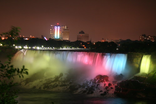 Niagara Falls at night