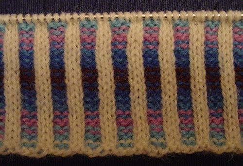 Vertical Stripes corrugated rib hem