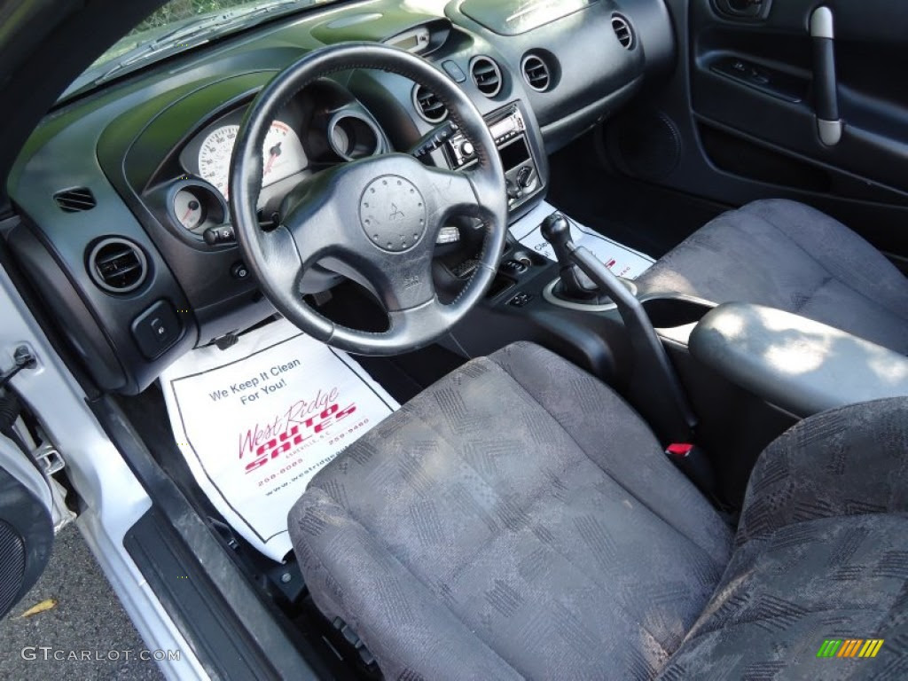 Mitsubishi Motor 2002 Mitsubishi Eclipse Spyder Interior