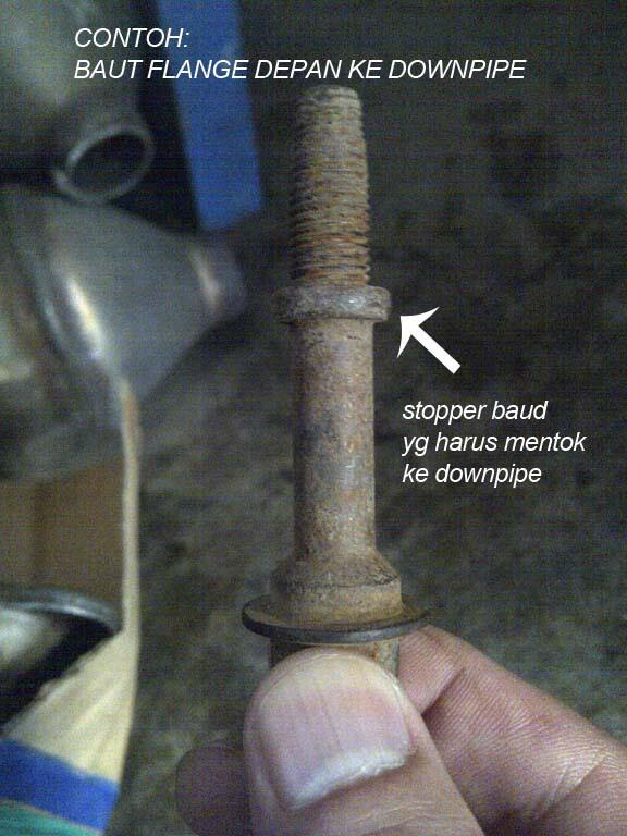 Mengganti Front Pipe Knalpot Toyota Fortuner dan melepas catalyst Mengganti Front Pipe Knalpot Toyota Fortuner dan melepas catalyst