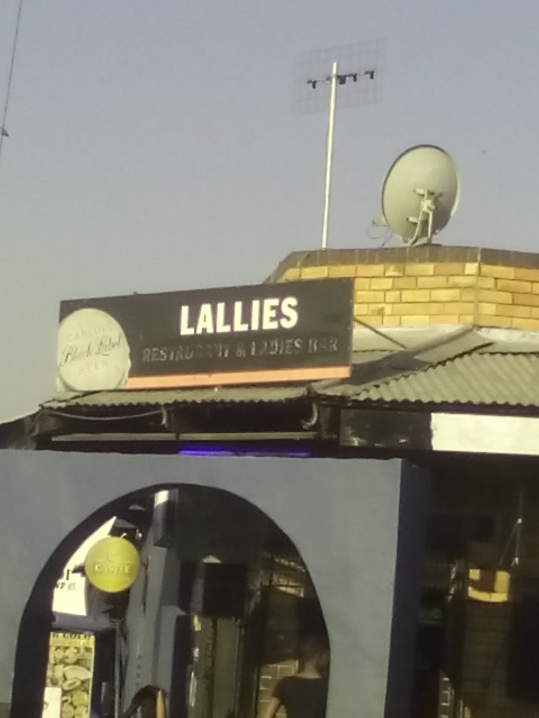 Lallies Restaurant & Ladies Bar