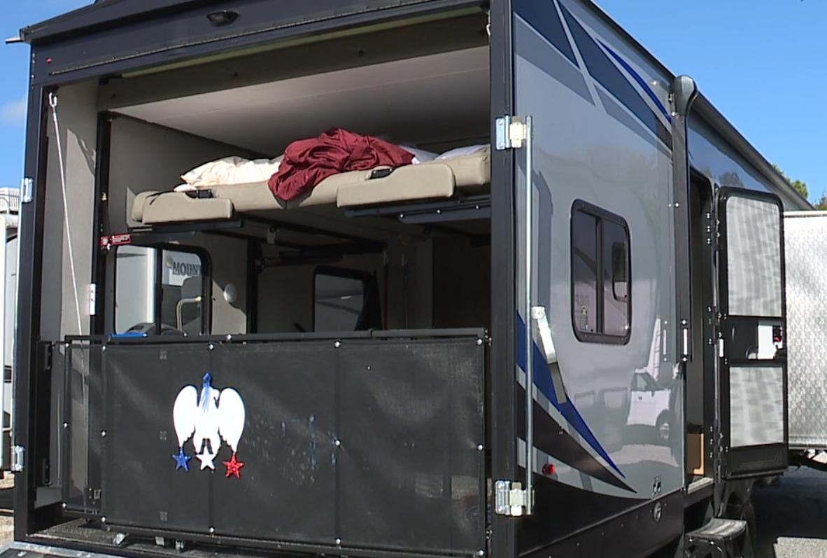 Tampa Bay couple bought a new RV to avoid trouble but discovered defects
