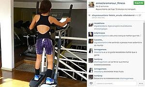Blogueira fitness com 9 anos? Blogueira fitness com 9 anos?