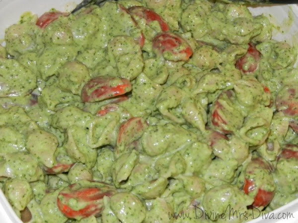 Diva In The Kitchen: Creamy Avocado and Lime Chilled Pasta