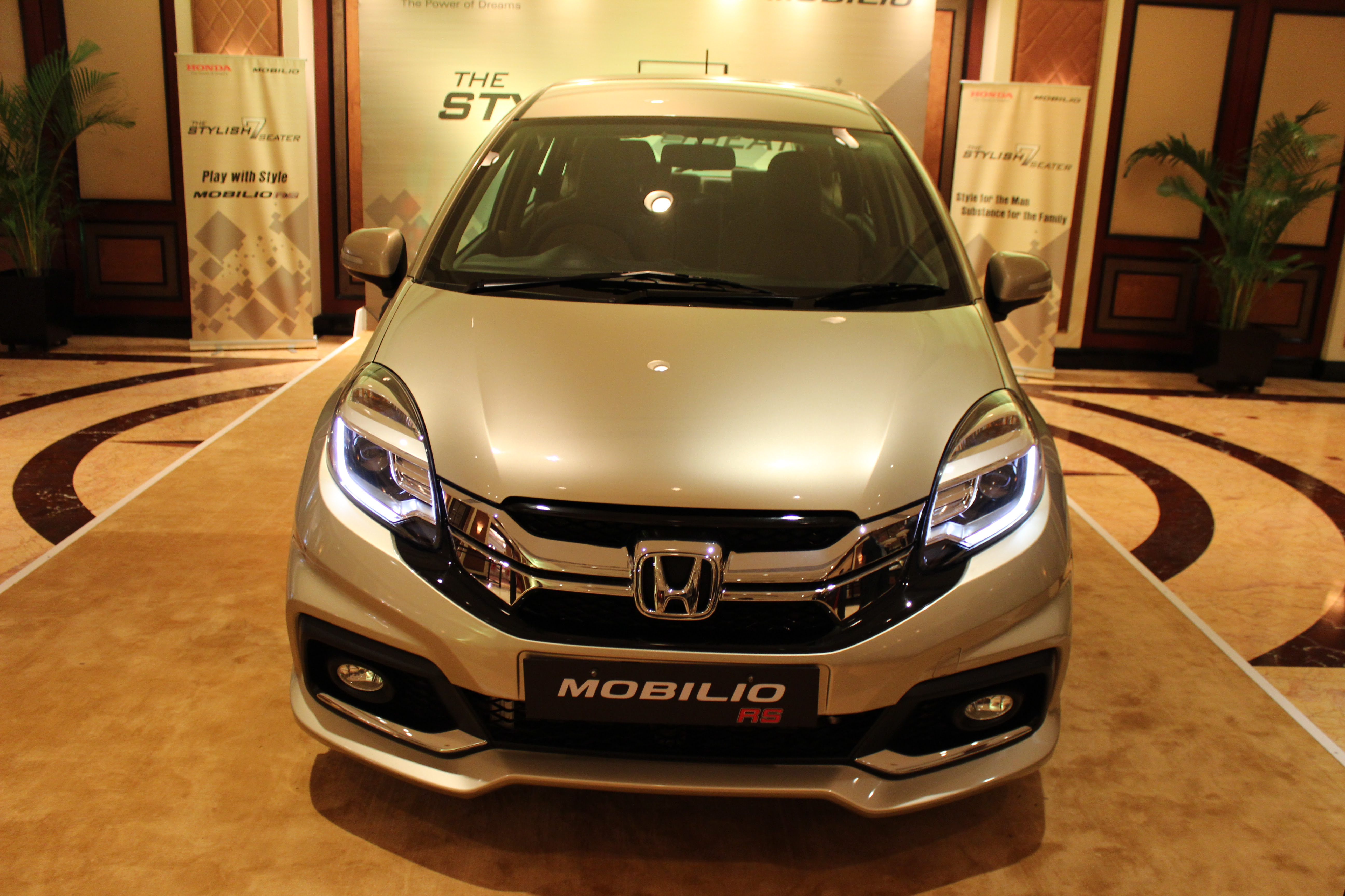 Kumpulan Modifikasi Honda Mobilio Rs 2015 Modifikasimania