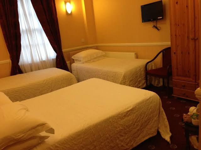 156 Sussex Gardens, Tyburnia, London W2 1UD, United Kingdom
