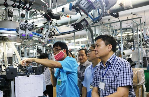 Trong bối cảnh thị trường Việc Làm ngày càng phát triển mạnh mẽ, bình đẳng giới đóng vai trò cực kỳ quan trọng.