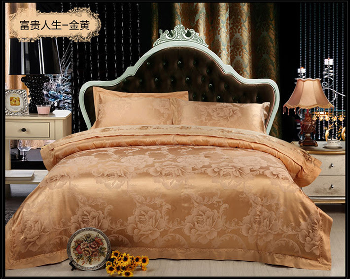 White And Gold: White And Gold Bedding Set Queen