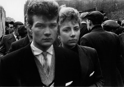Petticoat Lane 1956:Teddy boy and girl