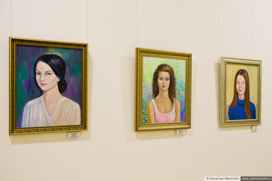 Выставка портретной живописи Олицатворения в ТРЦ РИО