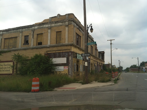 Photo essay ruins of detroit