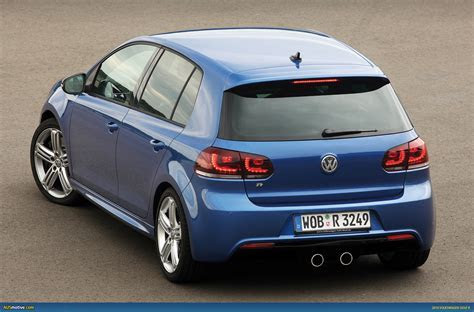 AUSmotive.com » Frankfurt: Volkswagen Golf R AUSmotive.com » Frankfurt: Volkswagen Golf R