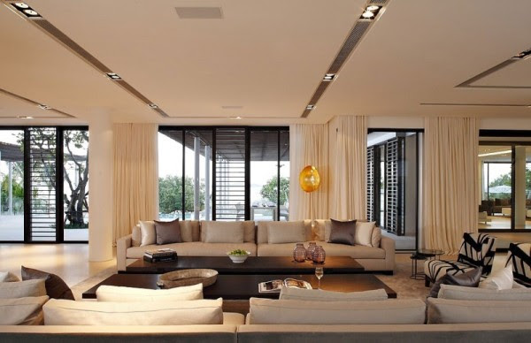 Stunning Beach Residence in Phuket, Thailand