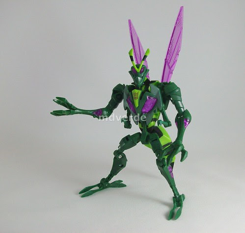Transformers Waspinator Animated Deluxe - modo robot