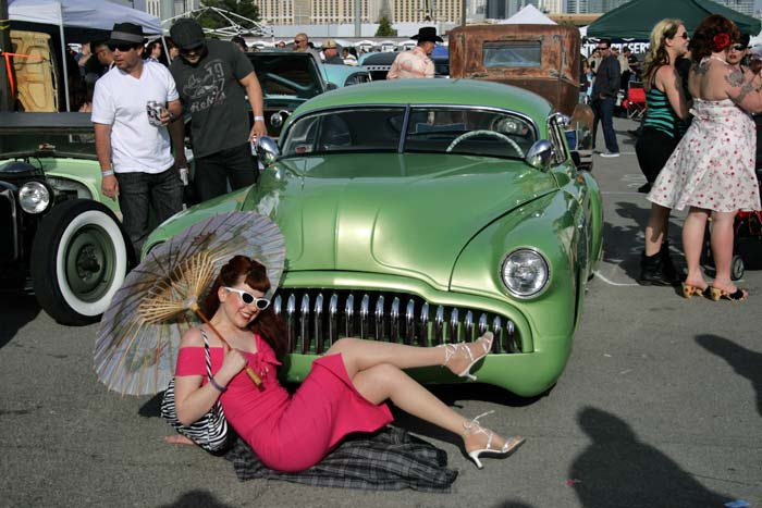 Carshow pinup 248