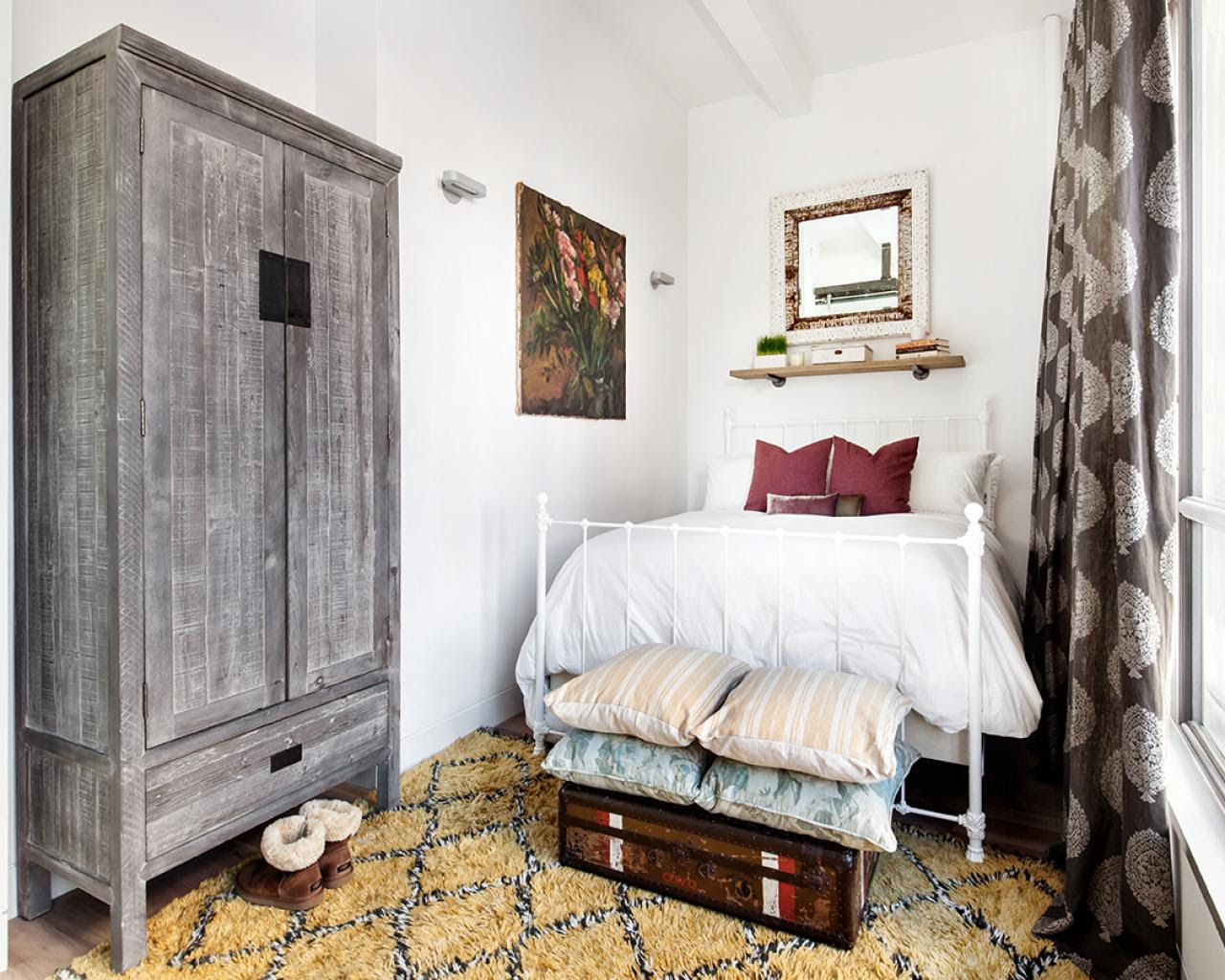 10 Neutral Bedrooms That Are Far From Boring | HGTV's ...