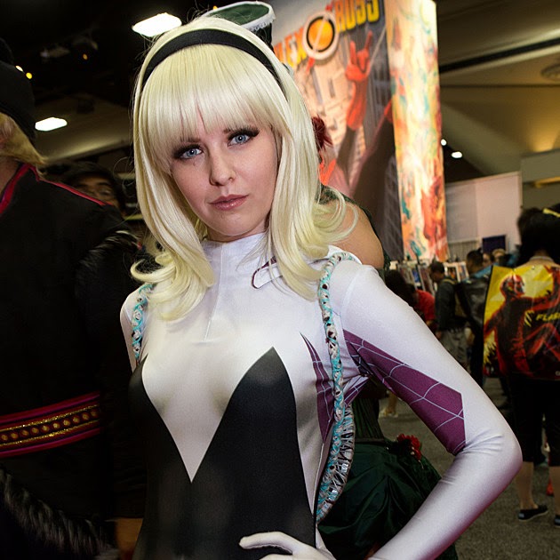 The Amazing Spider-Gwen Cosplayer at San Diego Comic Con 2015 ~ ToyLab