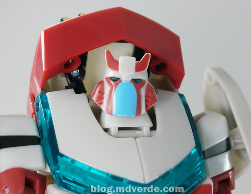 Transformers Ratchet Animated Deluxe (Cybertronian) - modo robot