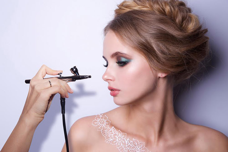 Top 10 airbrush makeup