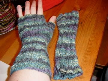 fingerless mitts