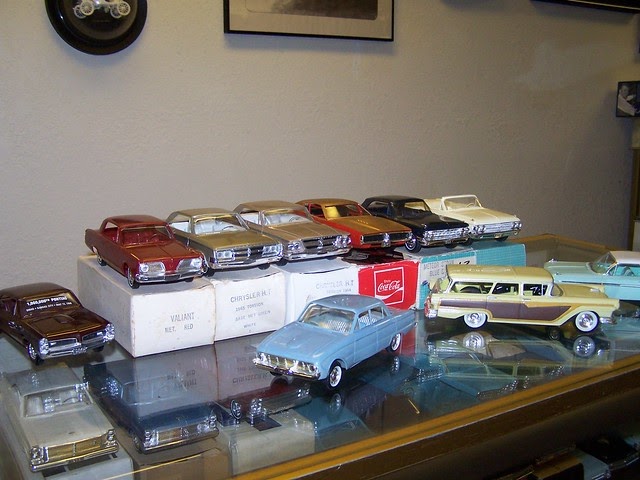 ANTIQUE IMC PLASTIC AUTOMOBILE MODEL CARS | ANTIQUES CENTER