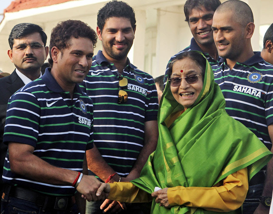 Members of the World Cup-winning team meet India's president Pratibha Patil Members of the World Cup-winning team meet India's president Pratibha Patil