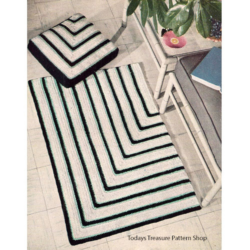 Geometric Striped Crochet Rug Pattern