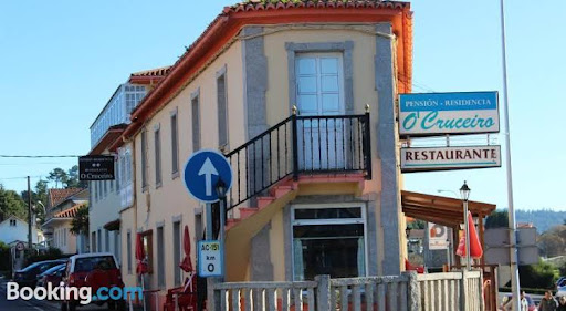 Hostal - Restaurante O Cruceiro