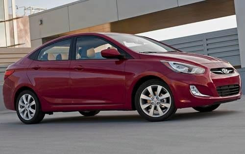 Used 2012 Hyundai Accent Pricing & Features | Edmunds