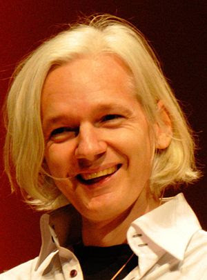 English: Picture of Julian Assange during a ta...