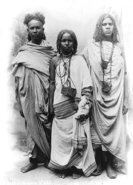 SOMALI PEOPLE: BEAUTIFUL AND ANCIENT CUSHITIC-NOMADIC PEOPLE OF THE ...