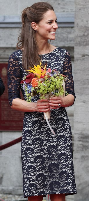 http://i.dailymail.co.uk/i/pix/2011/09/15/article-2037718-0DE8D98800000578-62_306x686.jpg