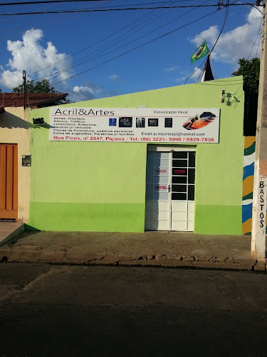 Acril e Artes