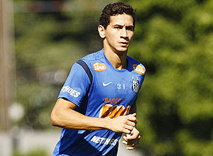 Paulo Henrique Ganso tem contrato com o Santos até 2015