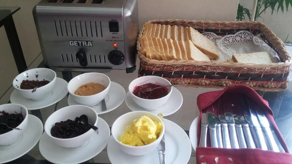 photo pajajaran roti_zpsj92m2ghk.jpg