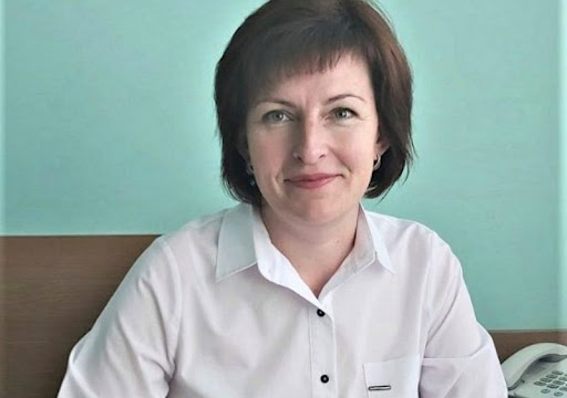Ничего я вам комментировать не буду". Чиновница из Слонима отказалась  рассказать о поддержке детей из спецфонда президента - Беларуская асацыяцыя  журналістаў