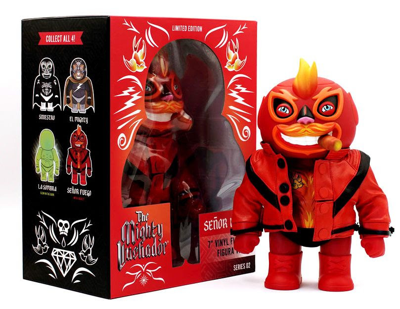 REVIEW & UNBOXING of Señor Fuego vinyl lucha from the Mighty Luchador