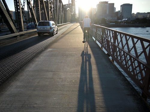 Crossing Hawthorne Bridge