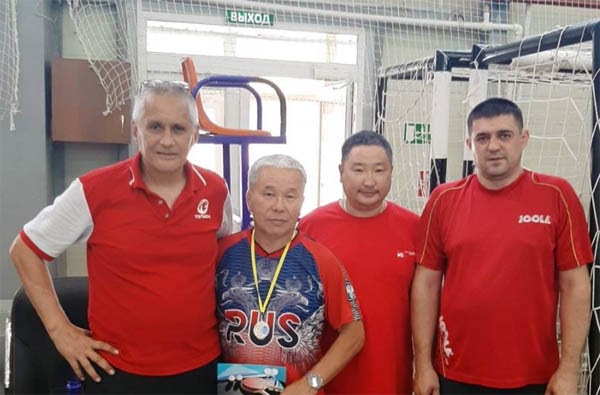 Теннисист из Бурятии взял «серебро» турнира ветеранов ДФО