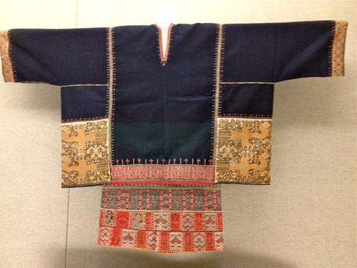 Woman's top with woven motif - Li people; Shanghai Museum