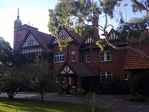 external image 300px-Edzett_Mansion_Toorak.jpeg external image 300px-Edzett_Mansion_Toorak.jpeg
