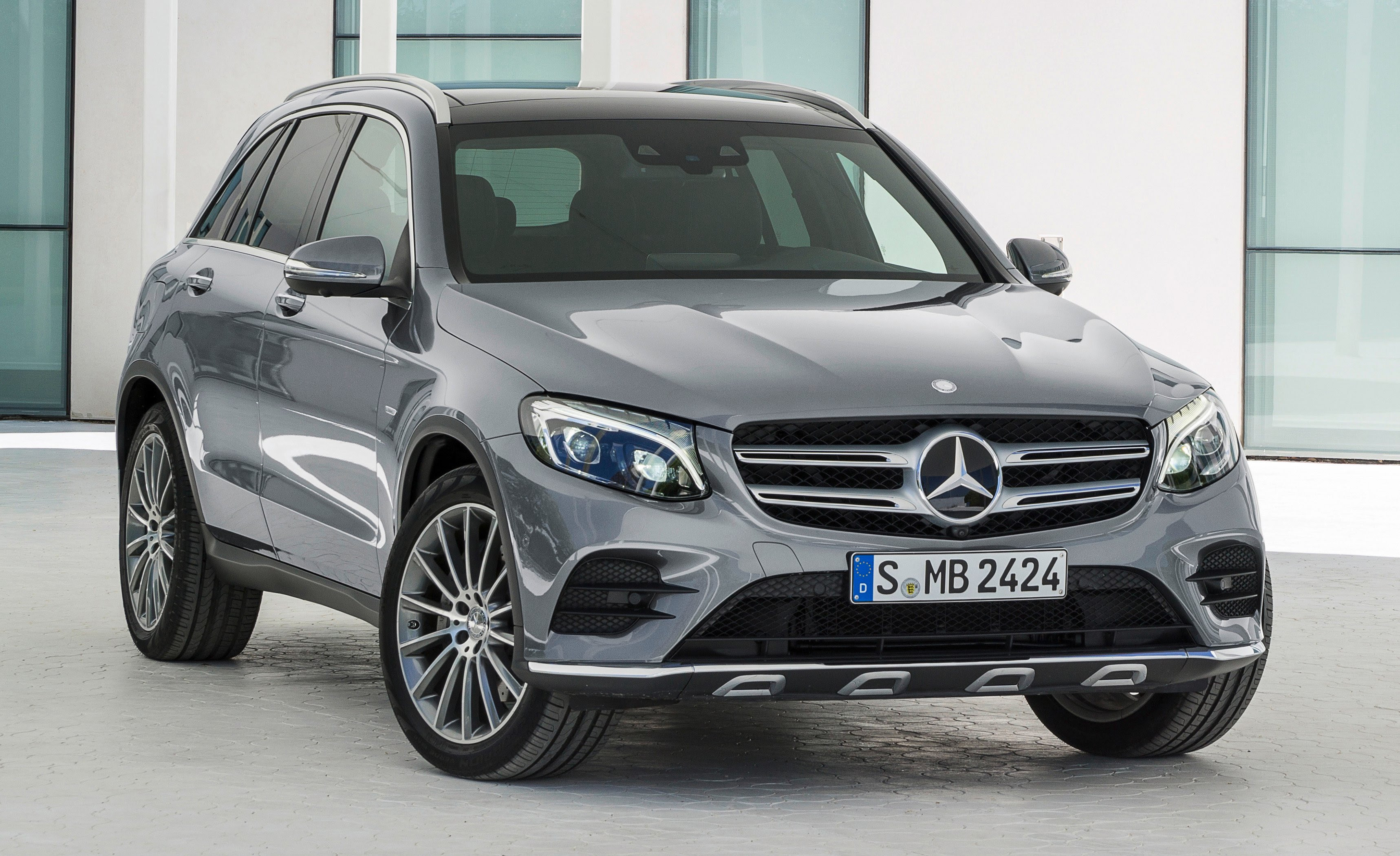 MercedesBenz GLC unveiled the SUV sweet spot? MercedesBenz GLC unveiled the SUV sweet spot?