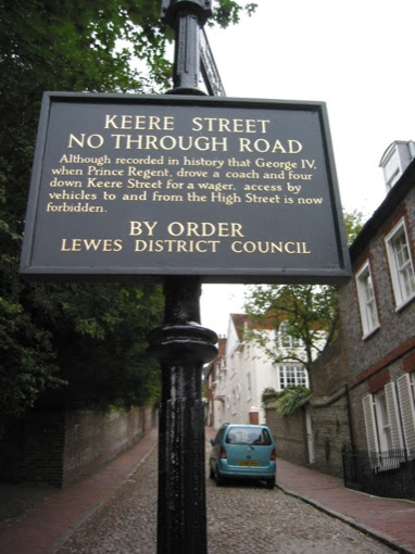 keere street