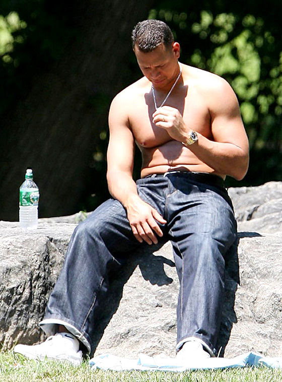 MALE CELEBRITIES: Alex rodriguez aka A Rod shirtless and nipplicious! 